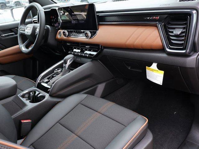 New 2026 GMC Canyon AT4 image 8