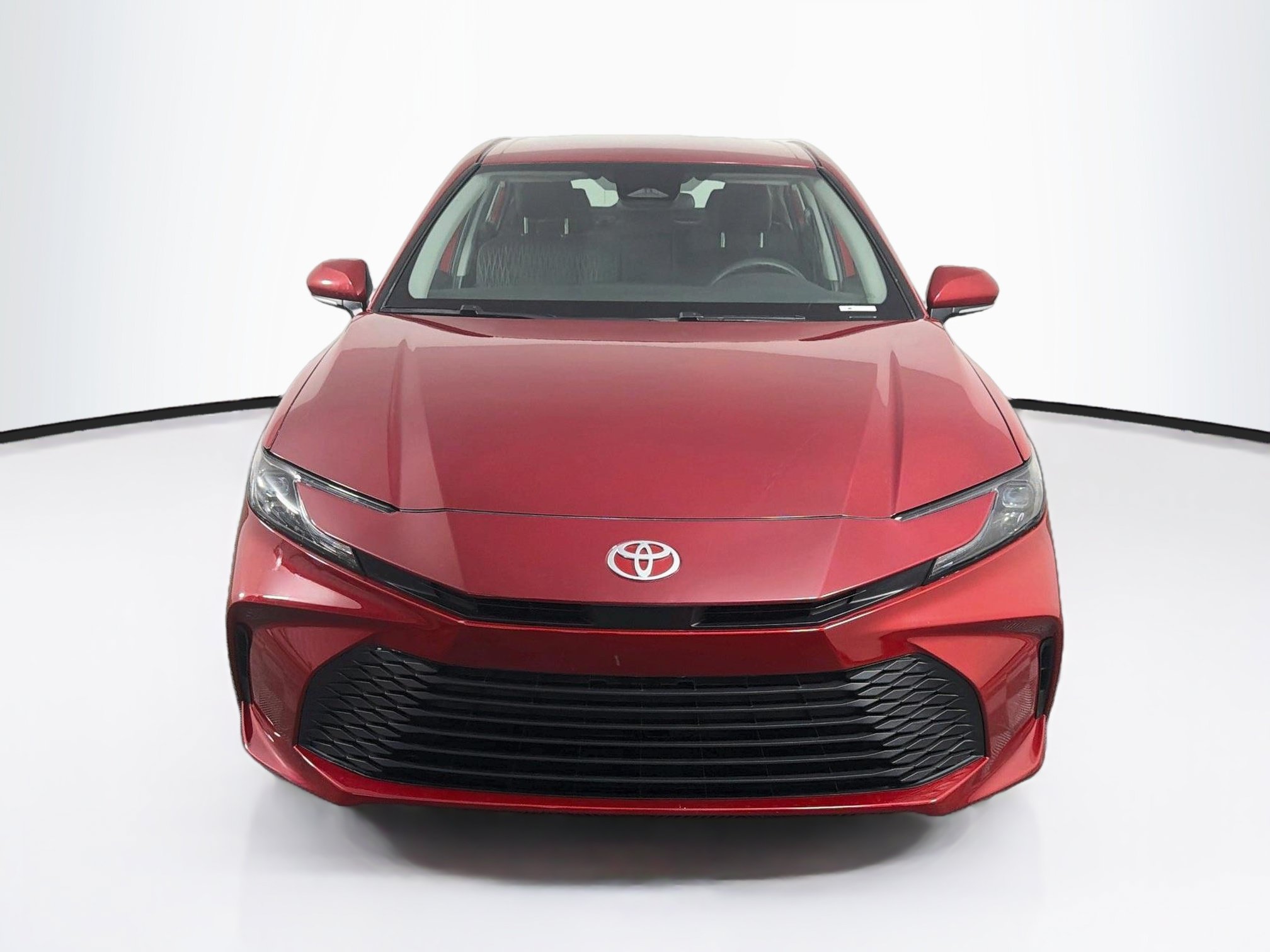 Used 2025 Toyota Camry LE FWD image 2
