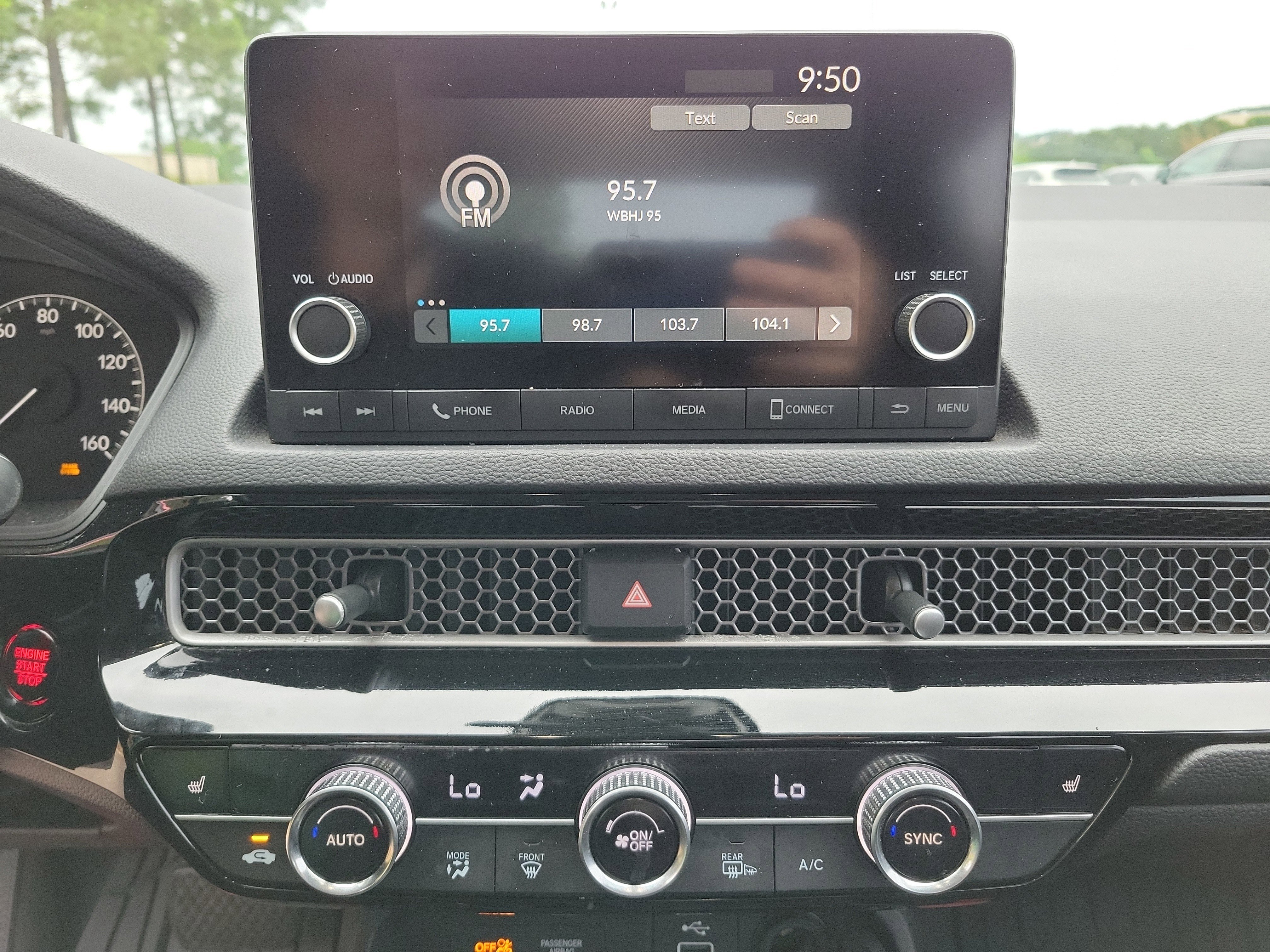 Used 2022 Honda Civic EX image 9