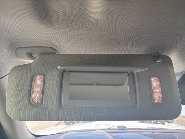 Used 2016 GMC Yukon Denali RWD image 40