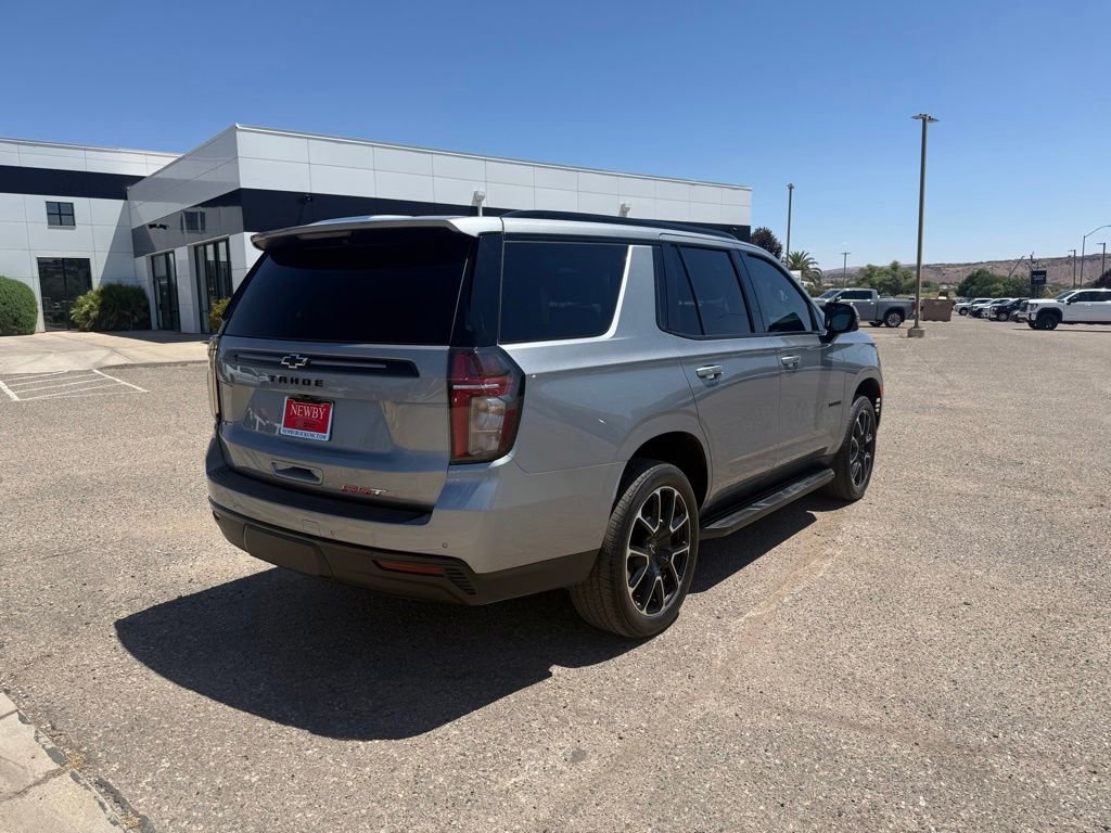 Used 2024 Chevrolet Tahoe RST w/ Luxury Package AWD/4WD image 5