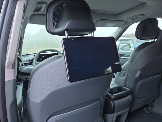 New 2026 Kia EV9 Wind image 7