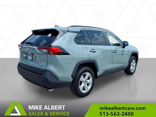 Used 2021 Toyota RAV4 XLE AWD/4WD image 7