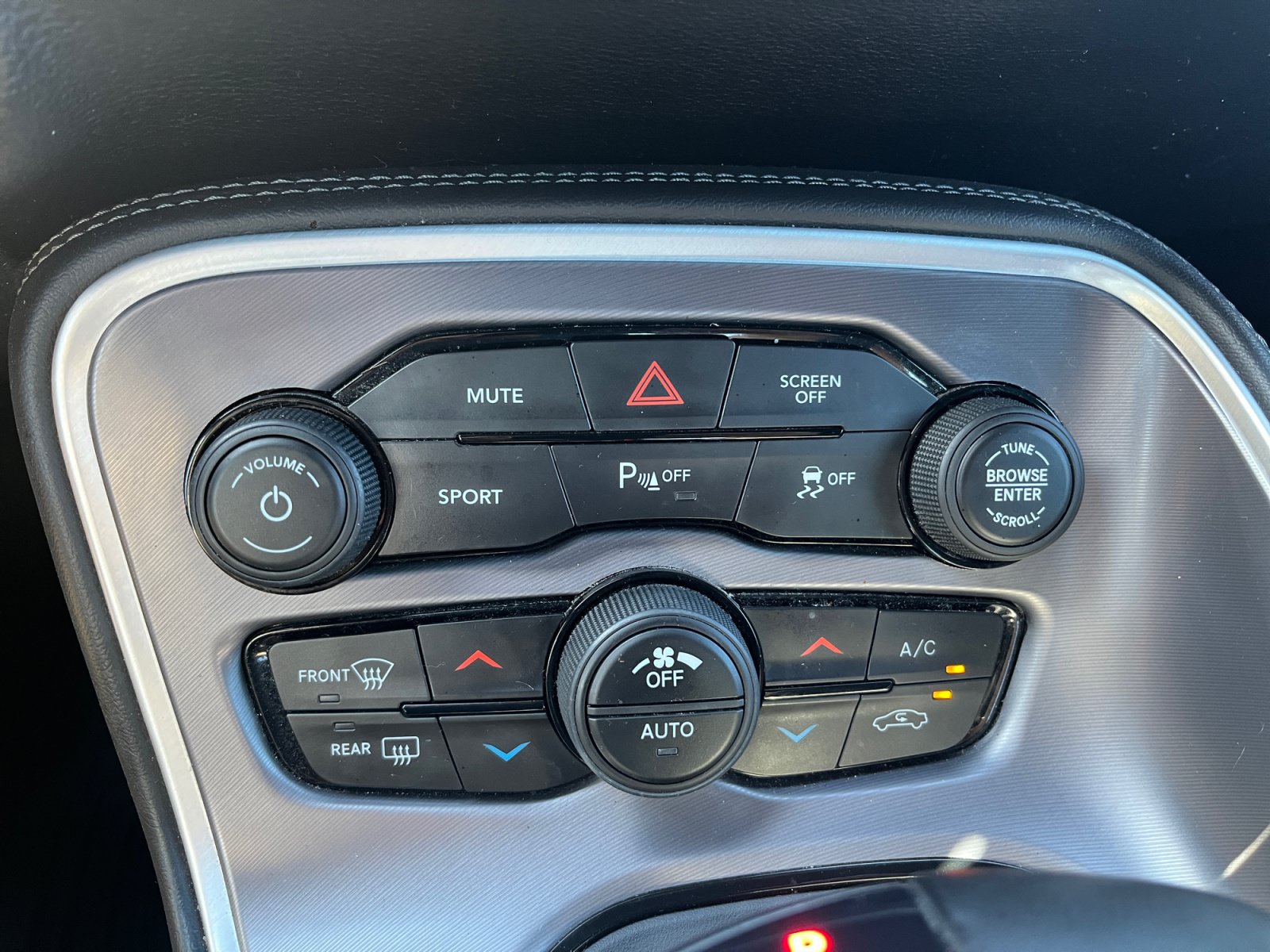 Used 2019 Dodge Challenger GT w/ Blacktop Package RWD image 25