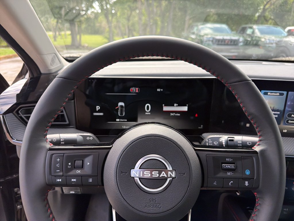 New 2026 Nissan Kicks SR FWD image 19