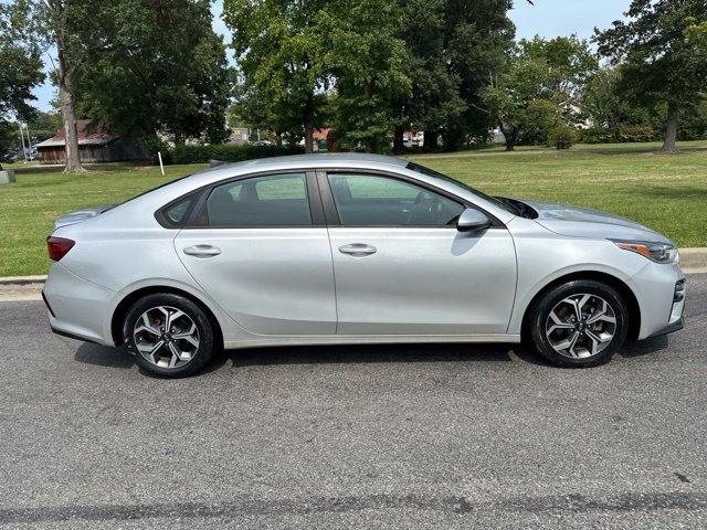 Used 2021 Kia Forte LXS FWD image 29