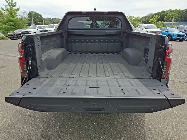 Used 2025 Chevrolet Silverado EV RST AWD/4WD image 31
