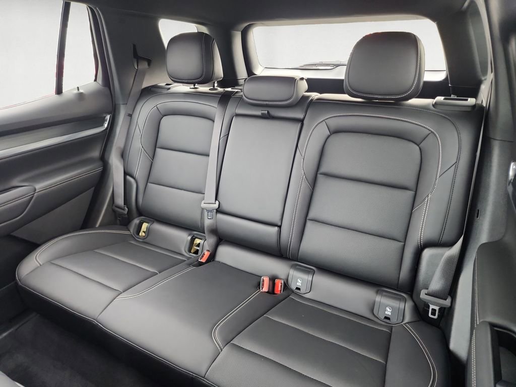 Used 2026 GMC Terrain Elevation w/ Elevation Premium Package AWD/4WD image 13