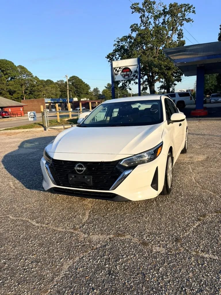 Used 2024 Nissan Sentra S FWD image 1