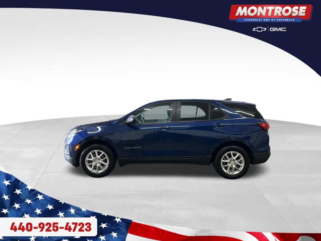 Used 2022 Chevrolet Equinox LS w/ LS Convenience Package image 2