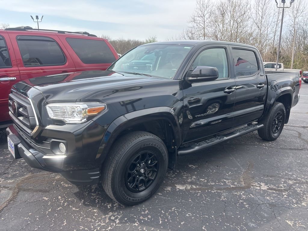 Used 2020 Toyota Tacoma SR5 image 1