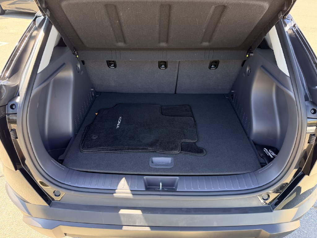 Certified 2025 Hyundai Kona SEL FWD image 16