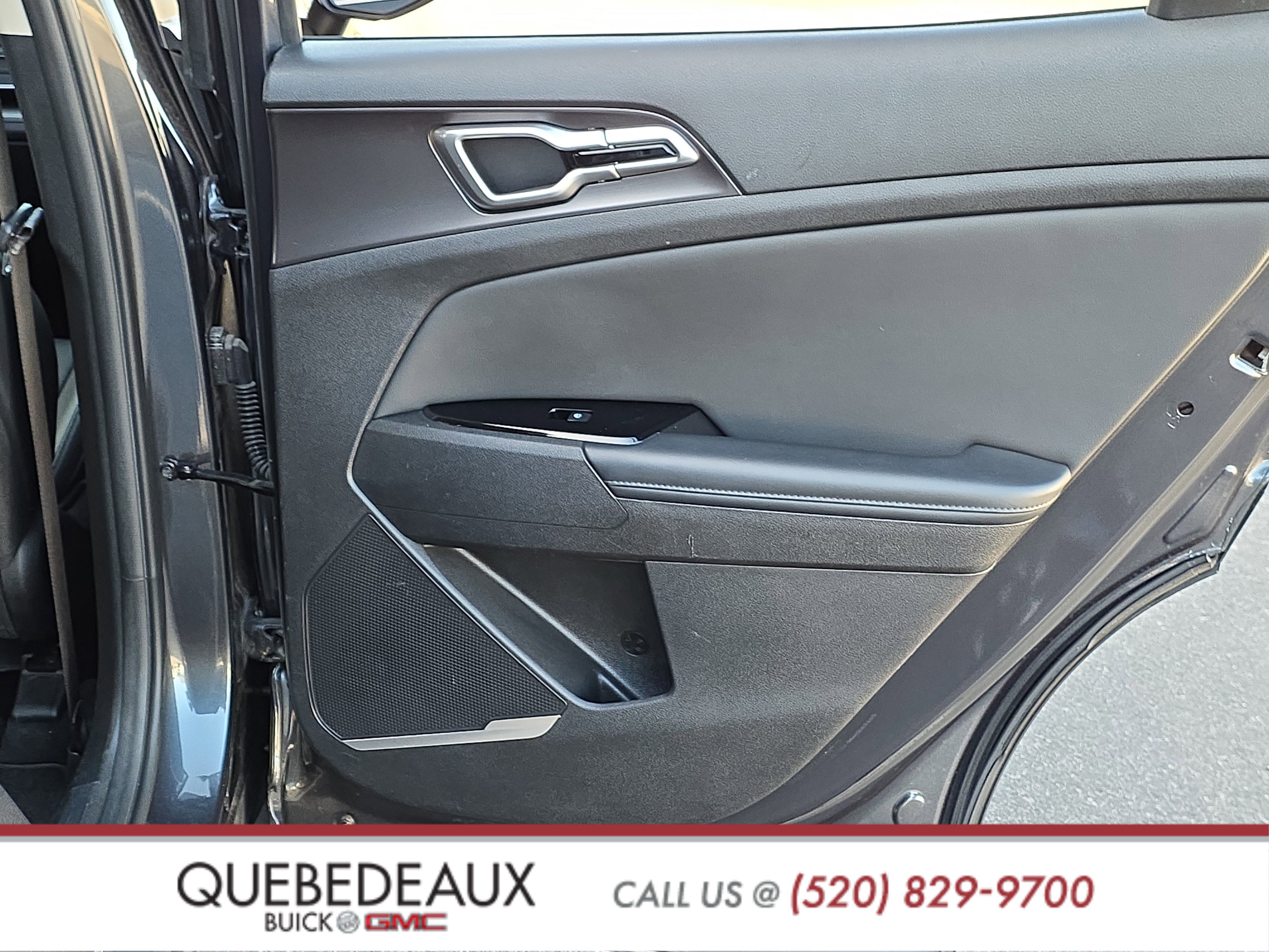 Used 2023 Kia Sportage EX FWD image 25