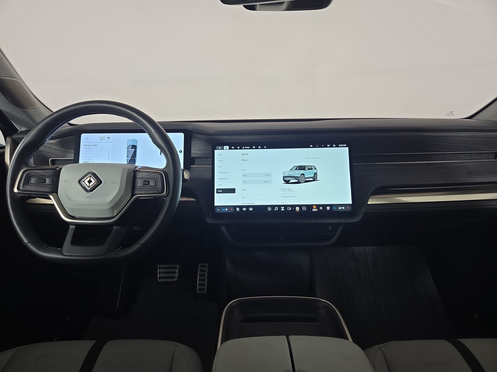 Used 2024 Rivian R1S Adventure AWD/4WD image 27