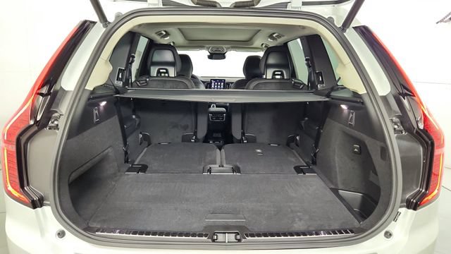 New 2026 Volvo XC90 B5 Plus w/ Protection Package Premier AWD/4WD image 44