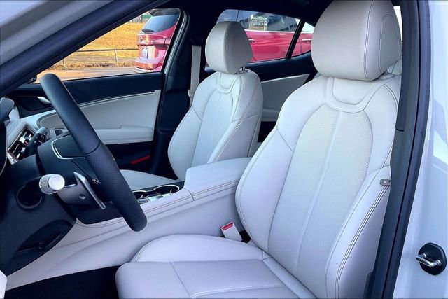 New 2026 Genesis G70 2.5T image 9