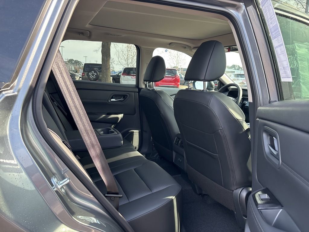 New 2026 Nissan Rogue SV image 17