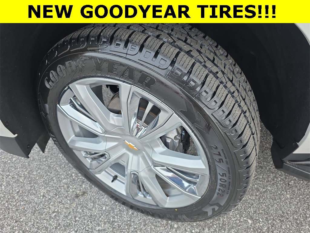 Used 2021 Chevrolet Suburban High Country image 32