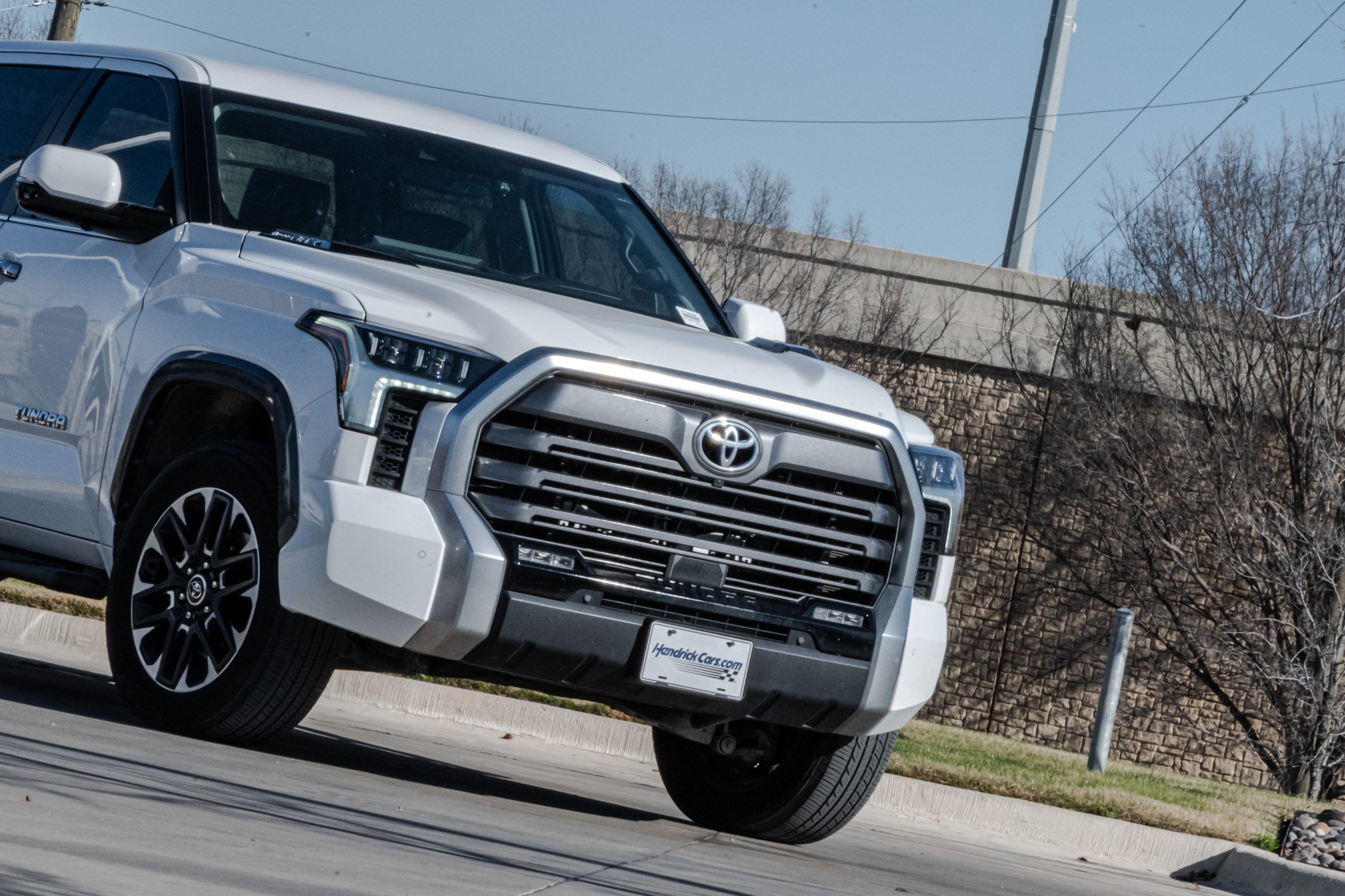 Used 2024 Toyota Tundra Limited image 5