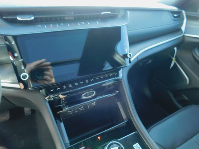 New 2026 Jeep Grand Cherokee L Limited image 29