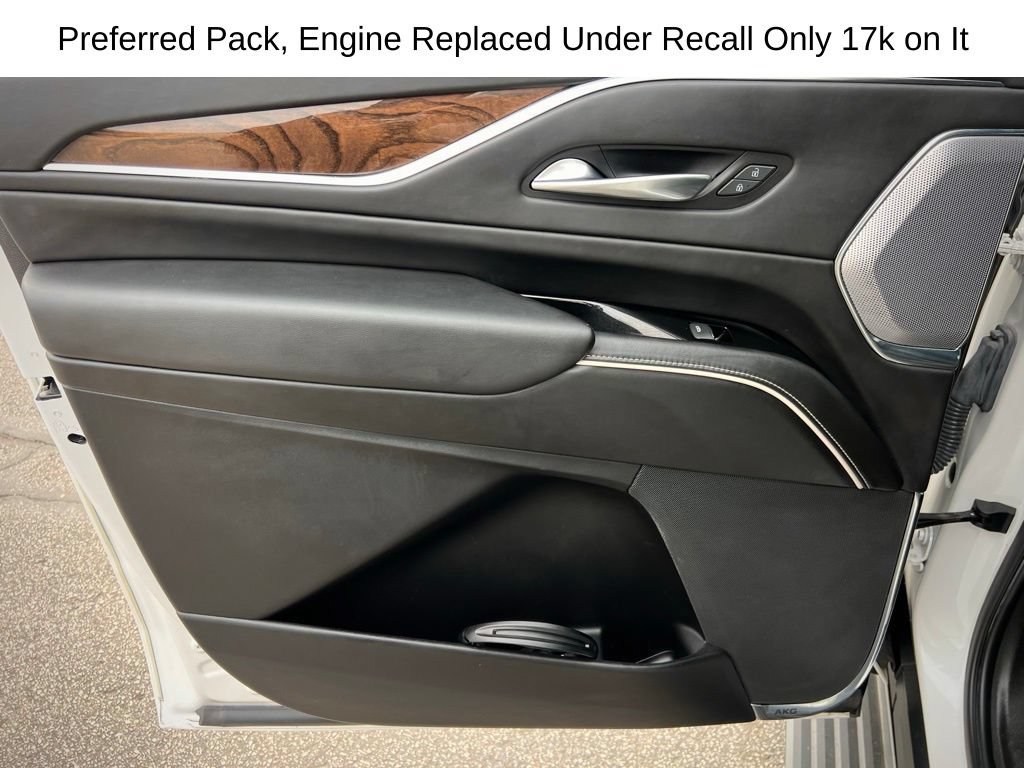 Used 2022 Cadillac Escalade ESV Sport Platinum w/ LPO, ONYX Package AWD/4WD image 26