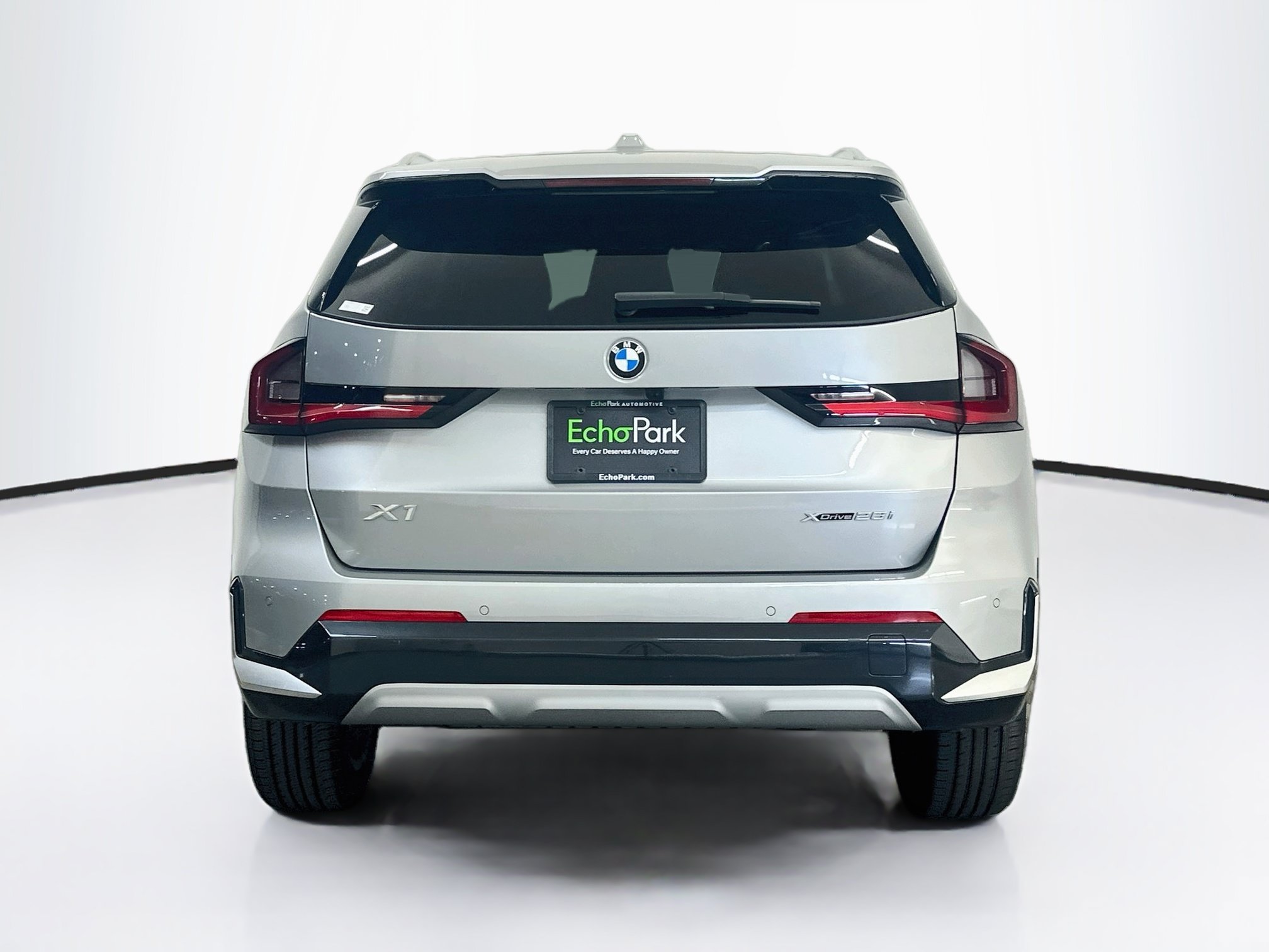 Used 2025 BMW X1 xDrive28i AWD/4WD image 7