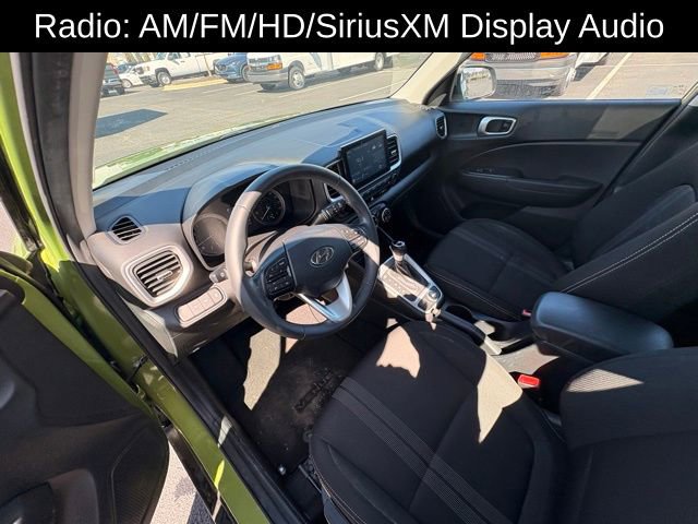 Used 2020 Hyundai Venue SEL w/ Convenience Package image 13