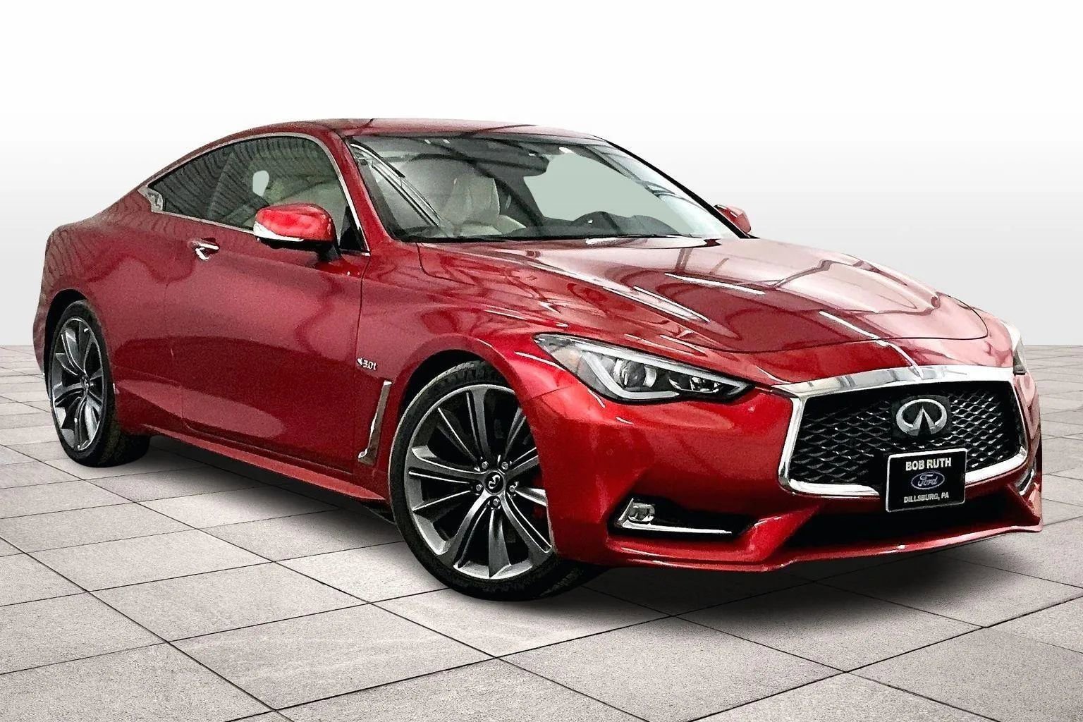 Used 2018 INFINITI Q60 Red Sport 400 w/ Pro Active Package image 2