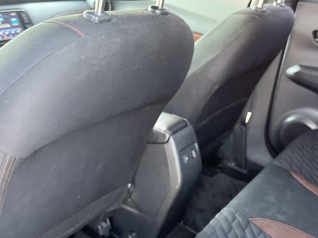 Used 2022 Nissan Kicks SR FWD image 19