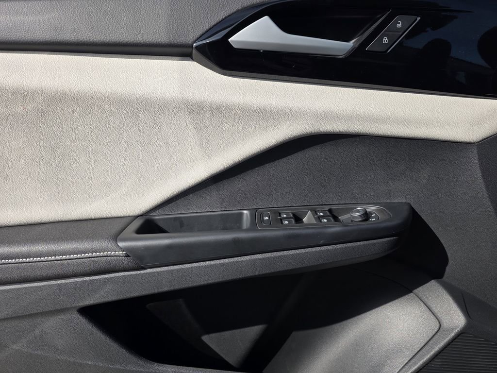 New 2026 Volkswagen Taos S FWD image 19