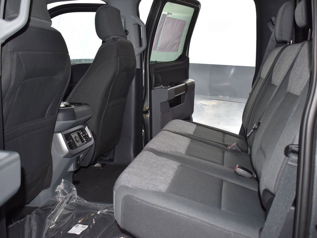 New 2026 Ford F350 XLT w/ XLT Premium Package image 21