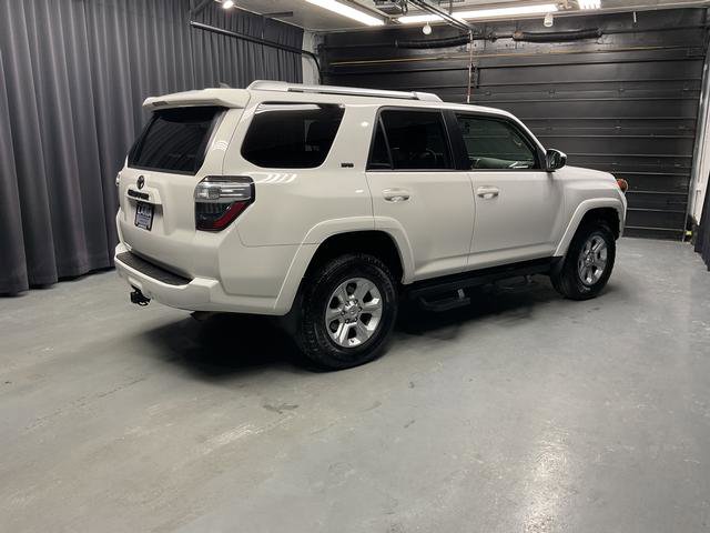Used 2017 Toyota 4Runner SR5 image 4