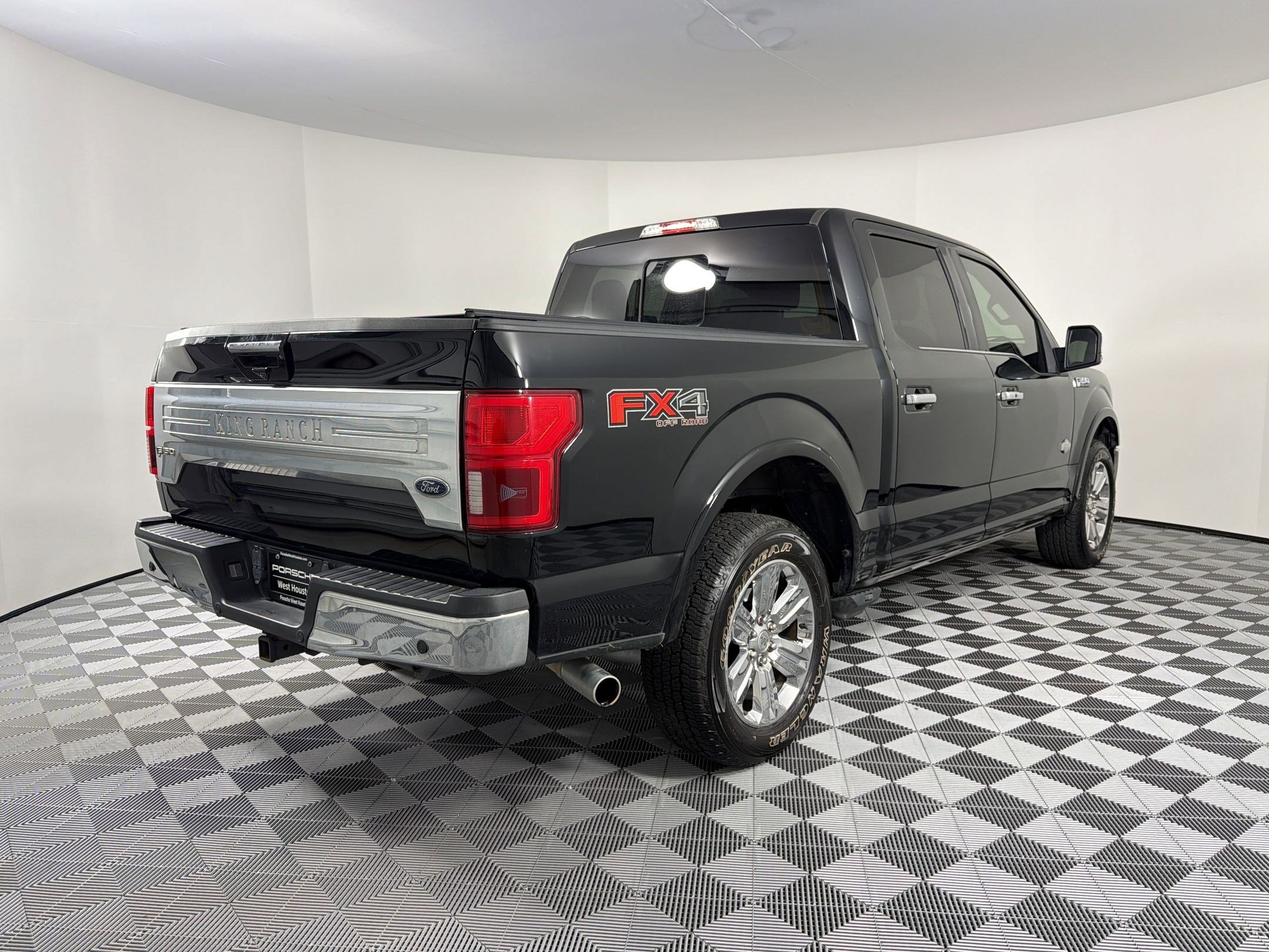 Used 2018 Ford F150 King Ranch w/ Equipment Group 601A Luxury image 9