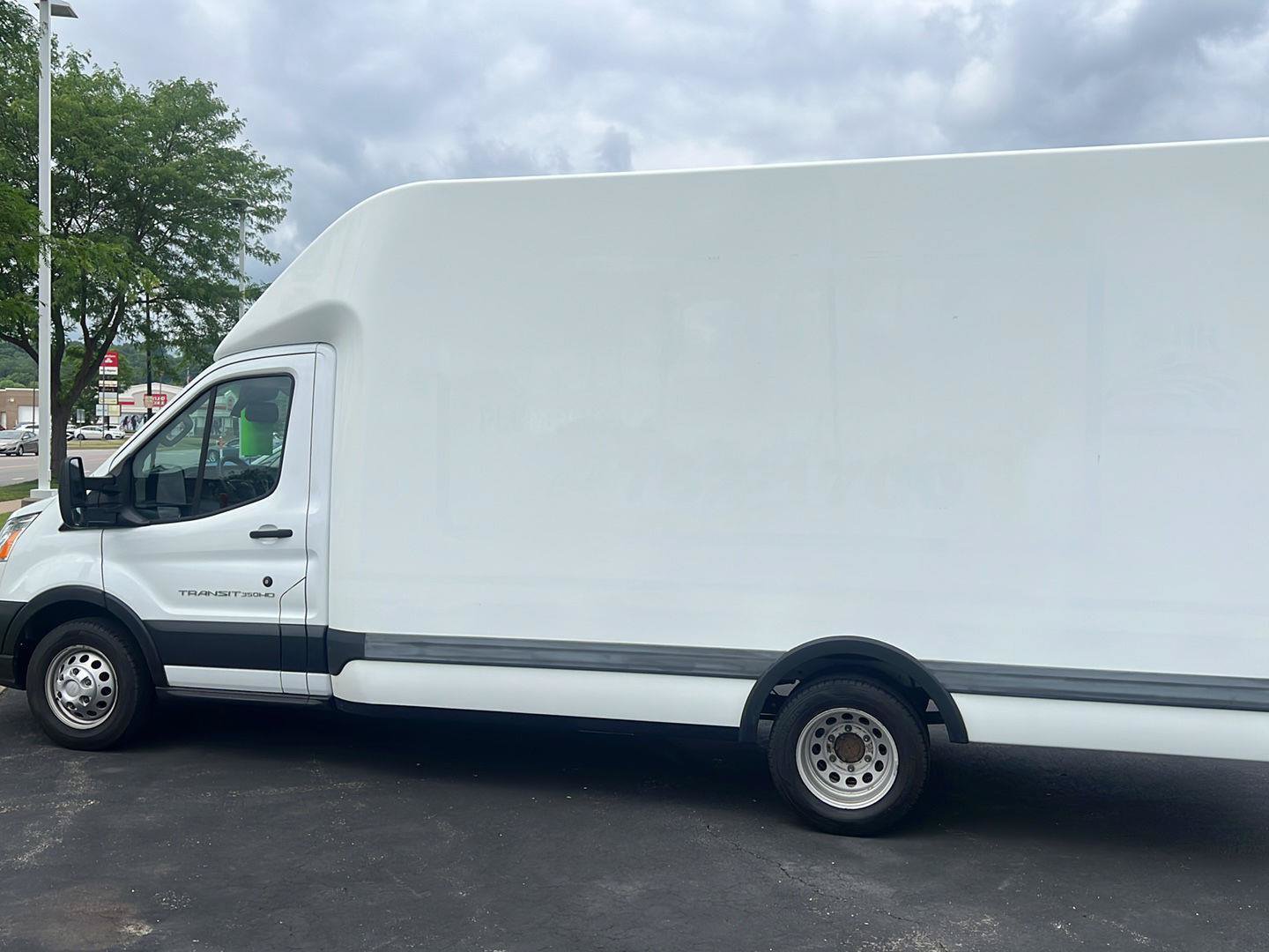 Used 2020 Ford Transit 350 Low Roof DRW RWD image 9