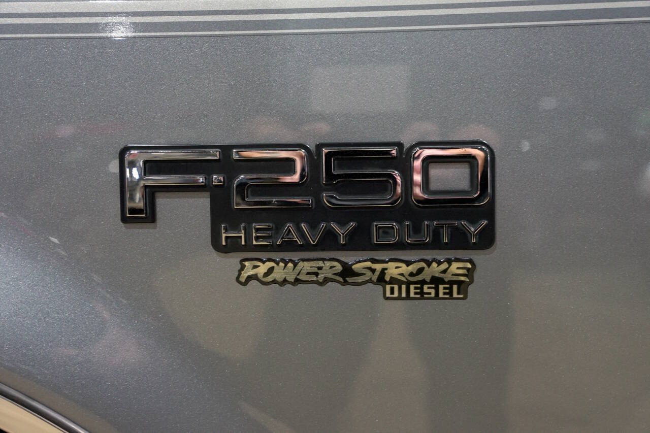 Used 1997 Ford F250 2WD Regular Cab Heavy Duty image 22