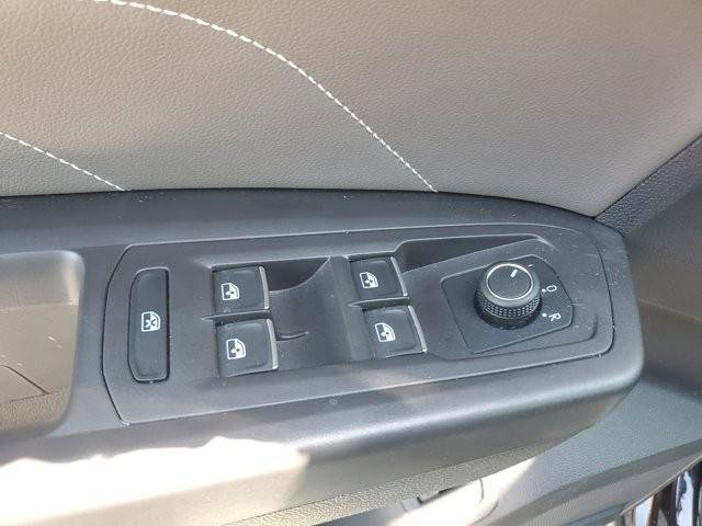 Used 2023 Volkswagen Atlas SE image 20