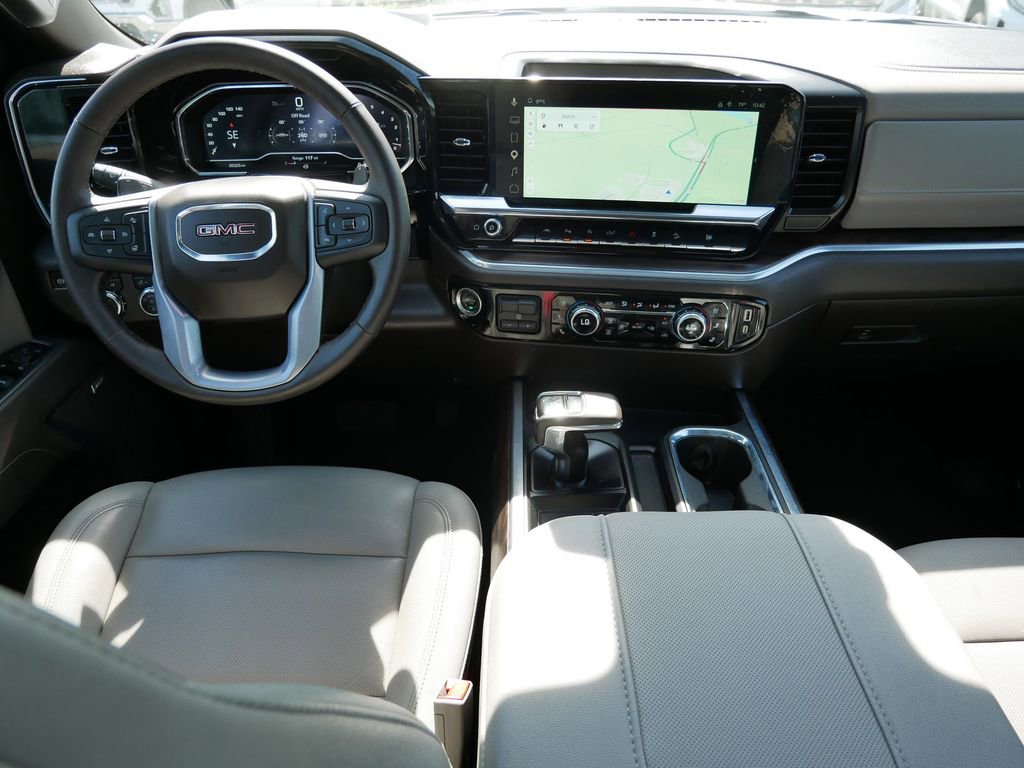 Used 2025 GMC Sierra 1500 SLT w/ SLT Premium Plus Package AWD/4WD image 19