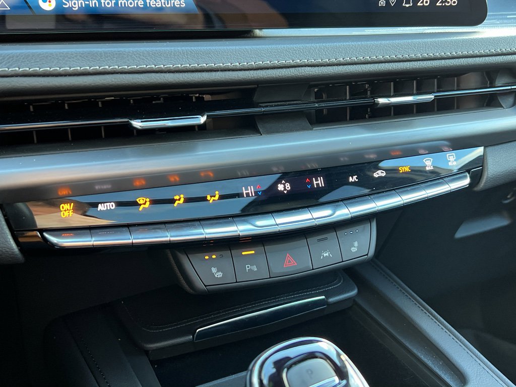 Used 2024 Cadillac XT4 Premium Luxury image 22