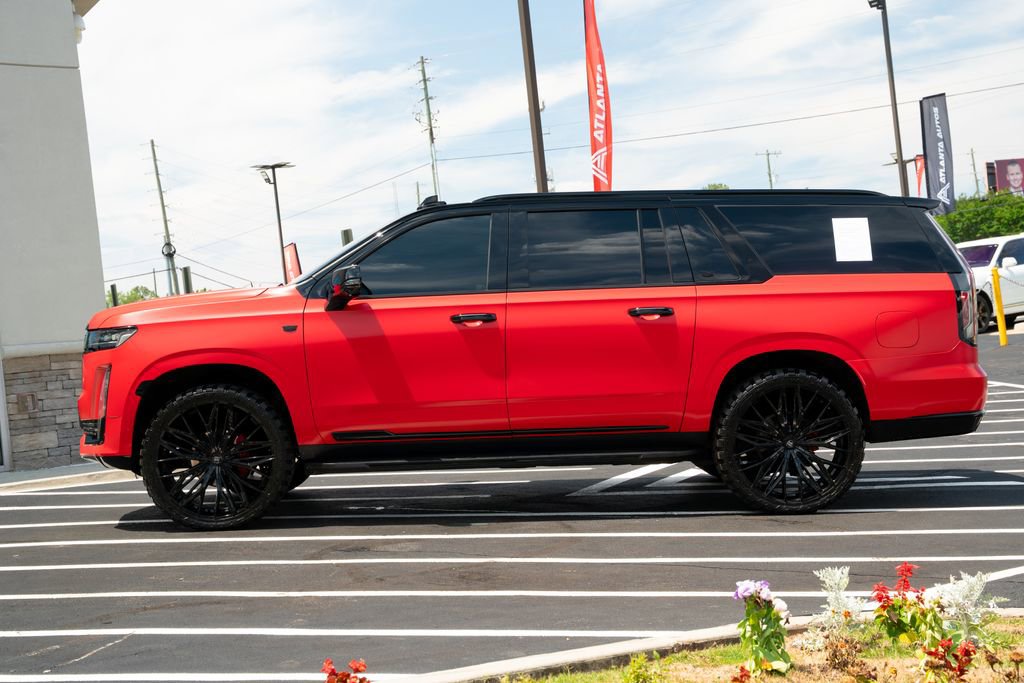 Used 2021 Cadillac Escalade ESV Sport AWD/4WD image 18