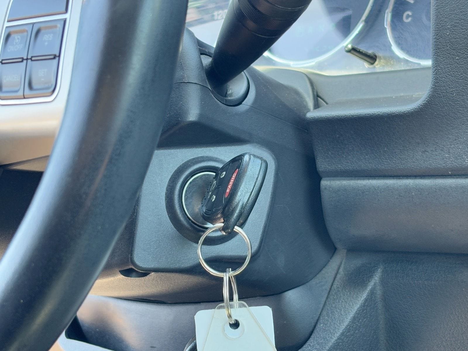 Used 2011 Jeep Liberty Limited w/ Chrome Accents Group image 22