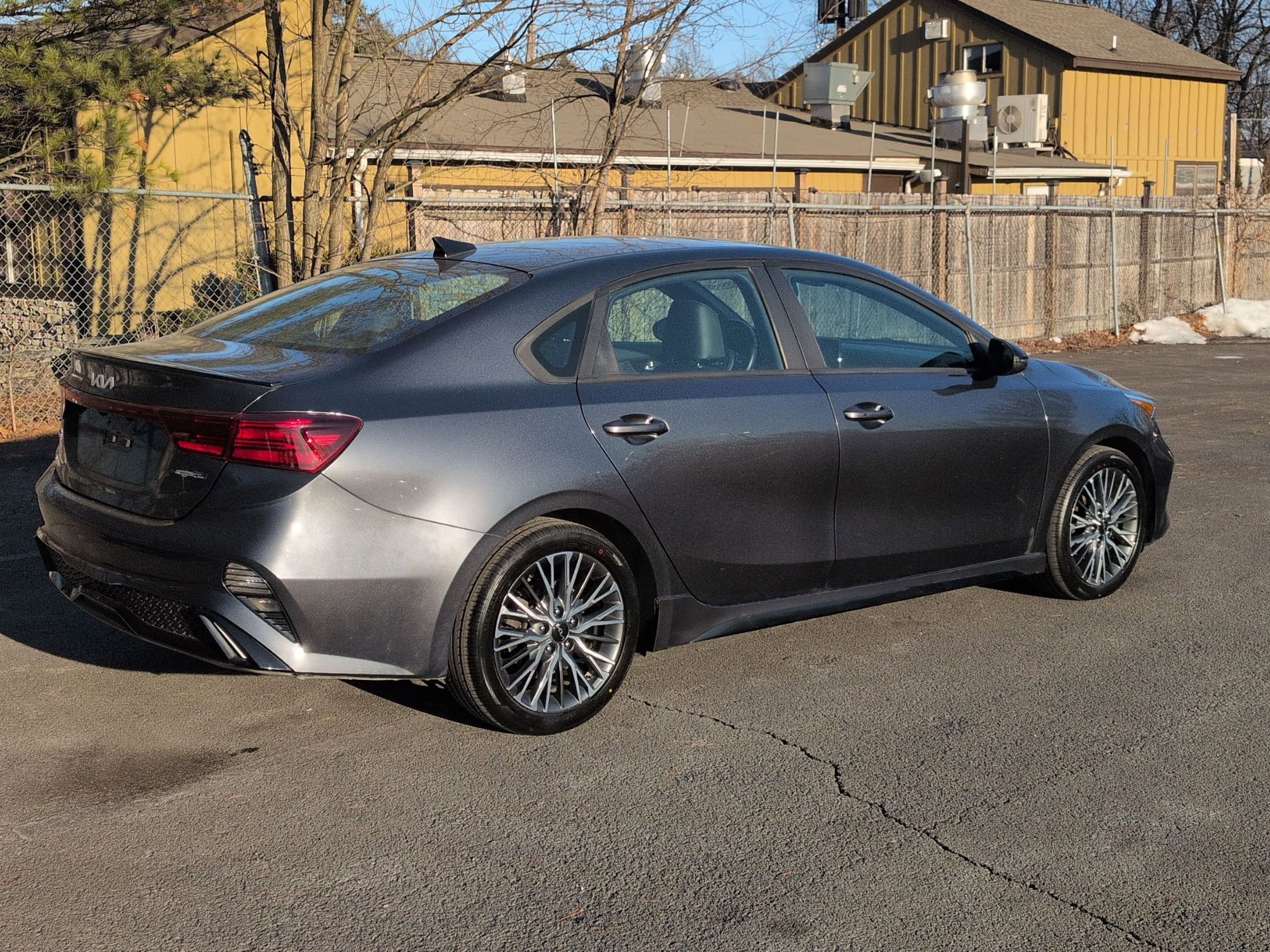 Used 2022 Kia Forte GT-Line w/ GT-Line Premium Package image 5
