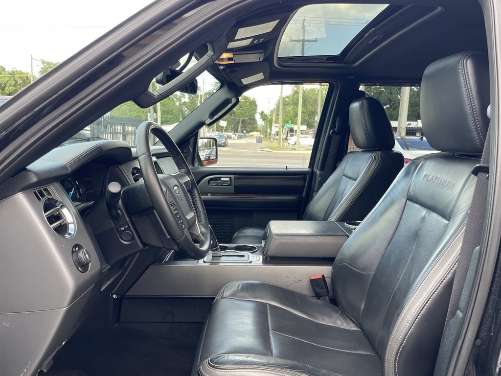 Used 2015 Ford Expedition Platinum AWD/4WD image 23