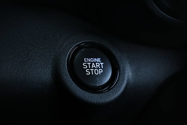 Used 2025 Hyundai Venue SEL FWD image 36