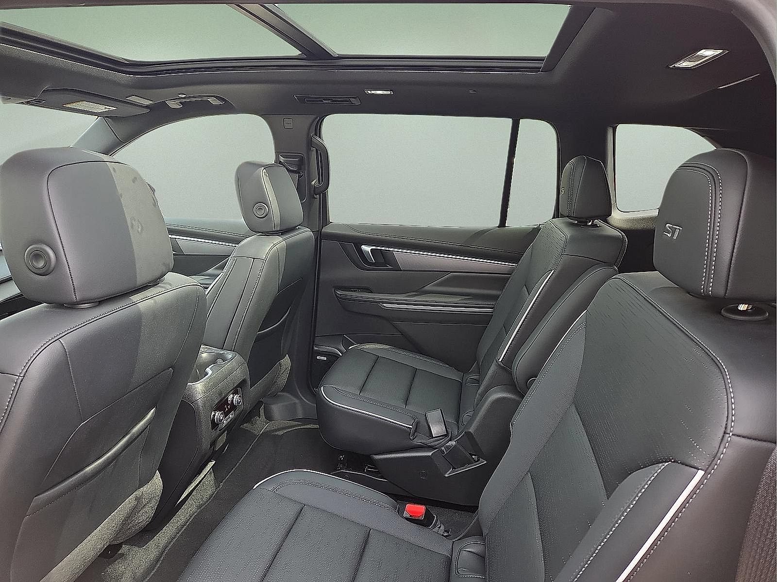 Certified 2025 Buick Enclave Sport Touring w/ Power Package FWD image 20