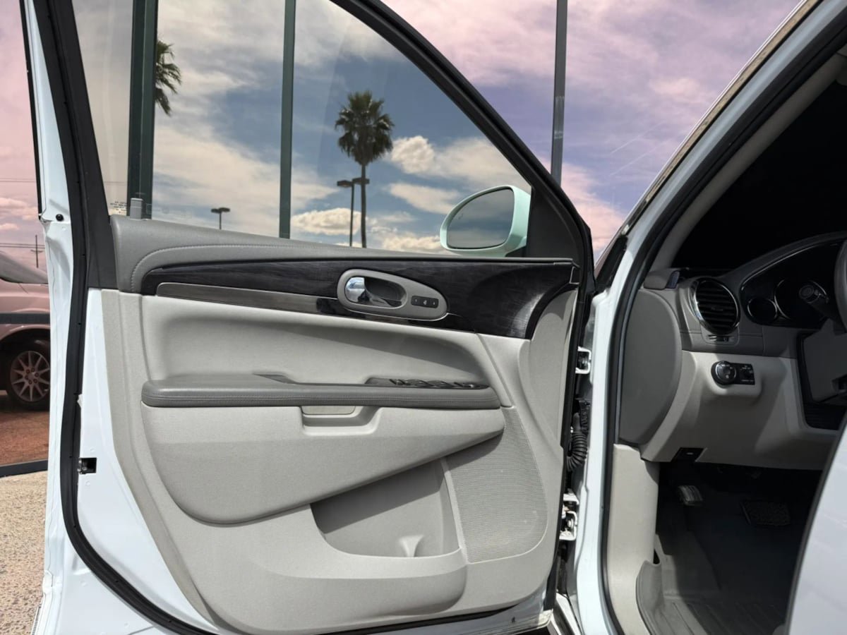 Used 2016 Buick Enclave Leather image 37