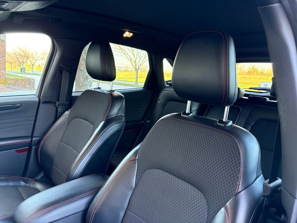 Used 2023 Ford Escape ST-Line w/ Tech Pack #1 image 24