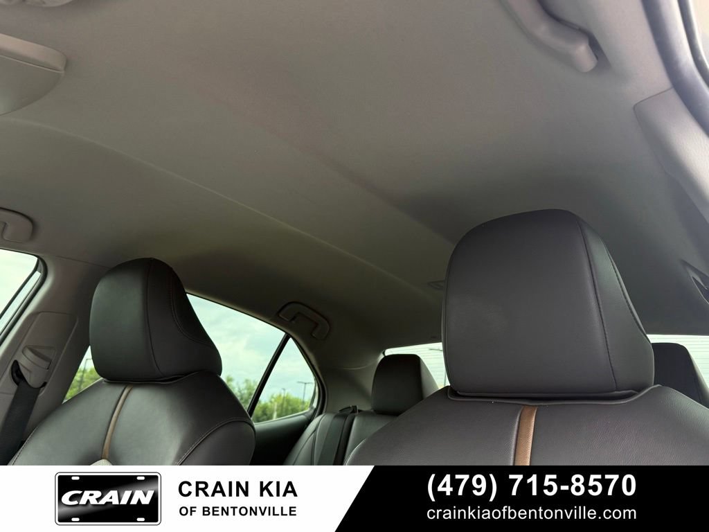 Used 2020 Toyota Camry XLE FWD image 22
