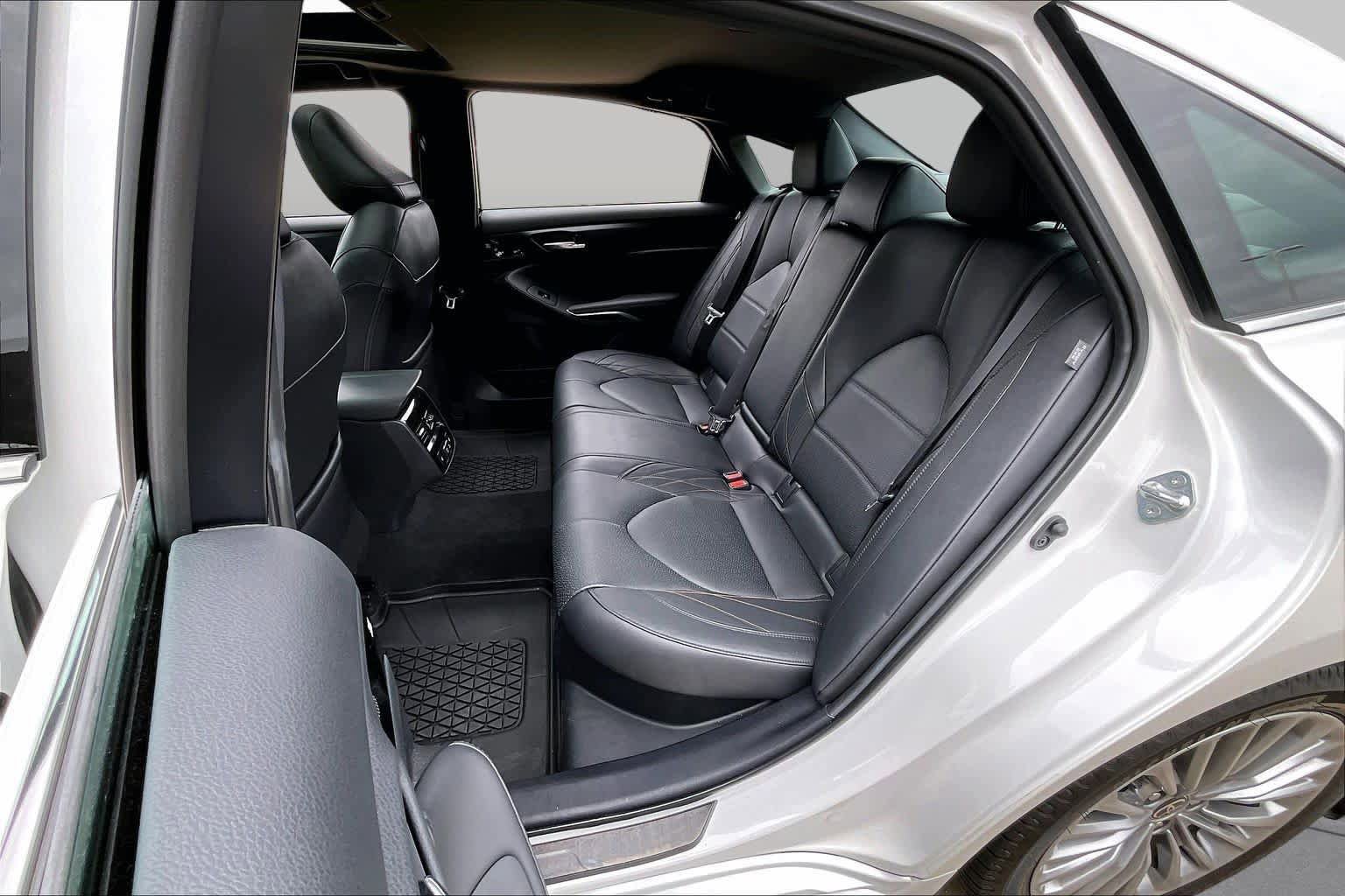 Used 2021 Toyota Avalon Limited w/ Advanced Safety Package FWD image 20