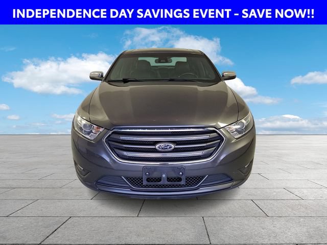 Used 2016 Ford Taurus Limited w/ Equipment Group 301A FWD image 3