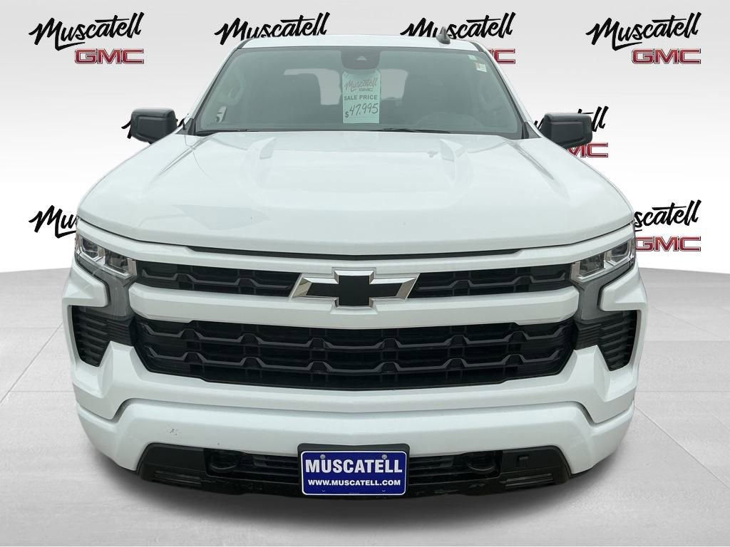 Used 2024 Chevrolet Silverado 1500 RST image 2